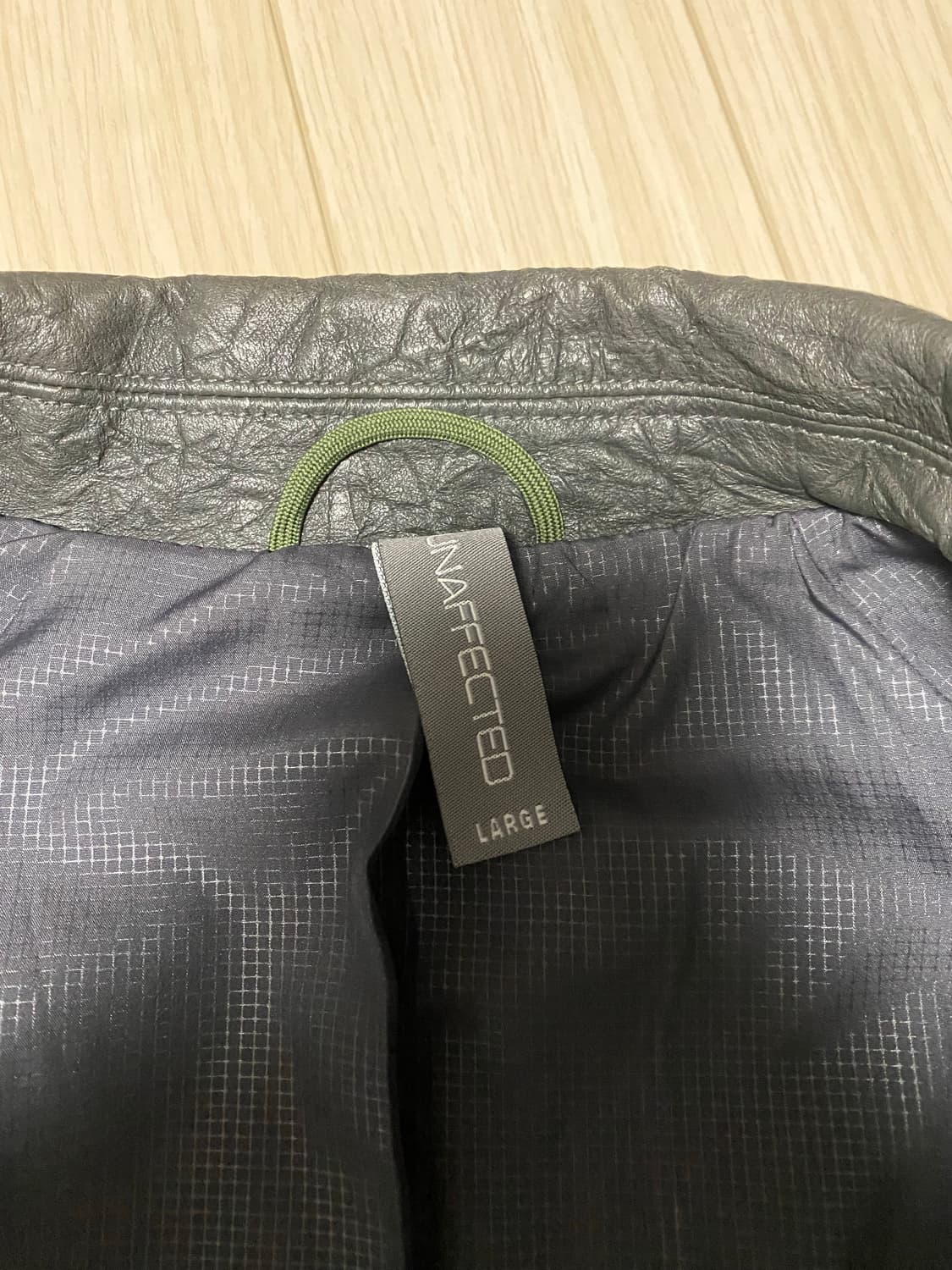 언어펙티드 바시티 레더 자켓 상품이미지3