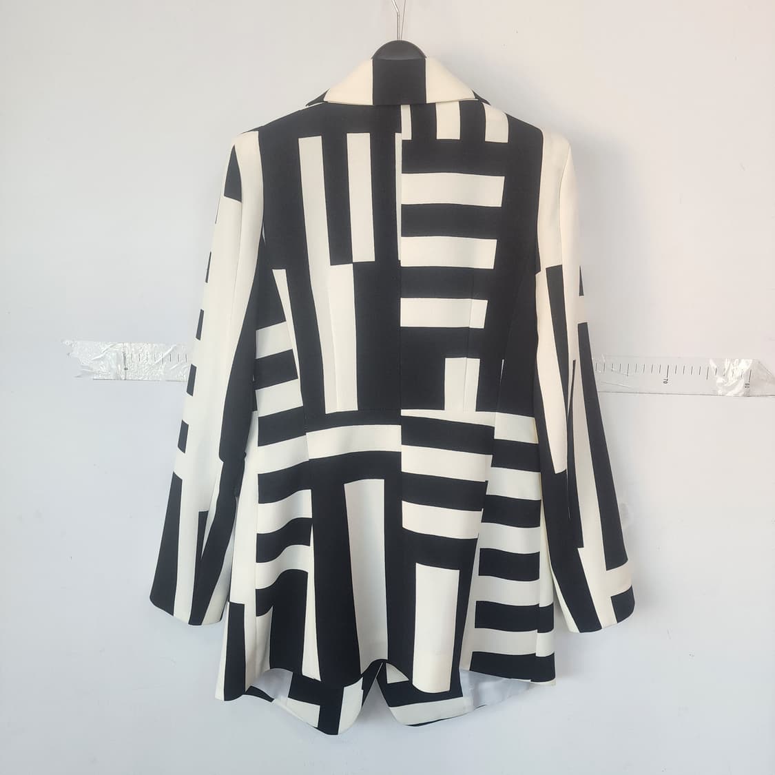 WAWOO GIRL 블랙 화이트 패턴 블레이저 상품이미지7