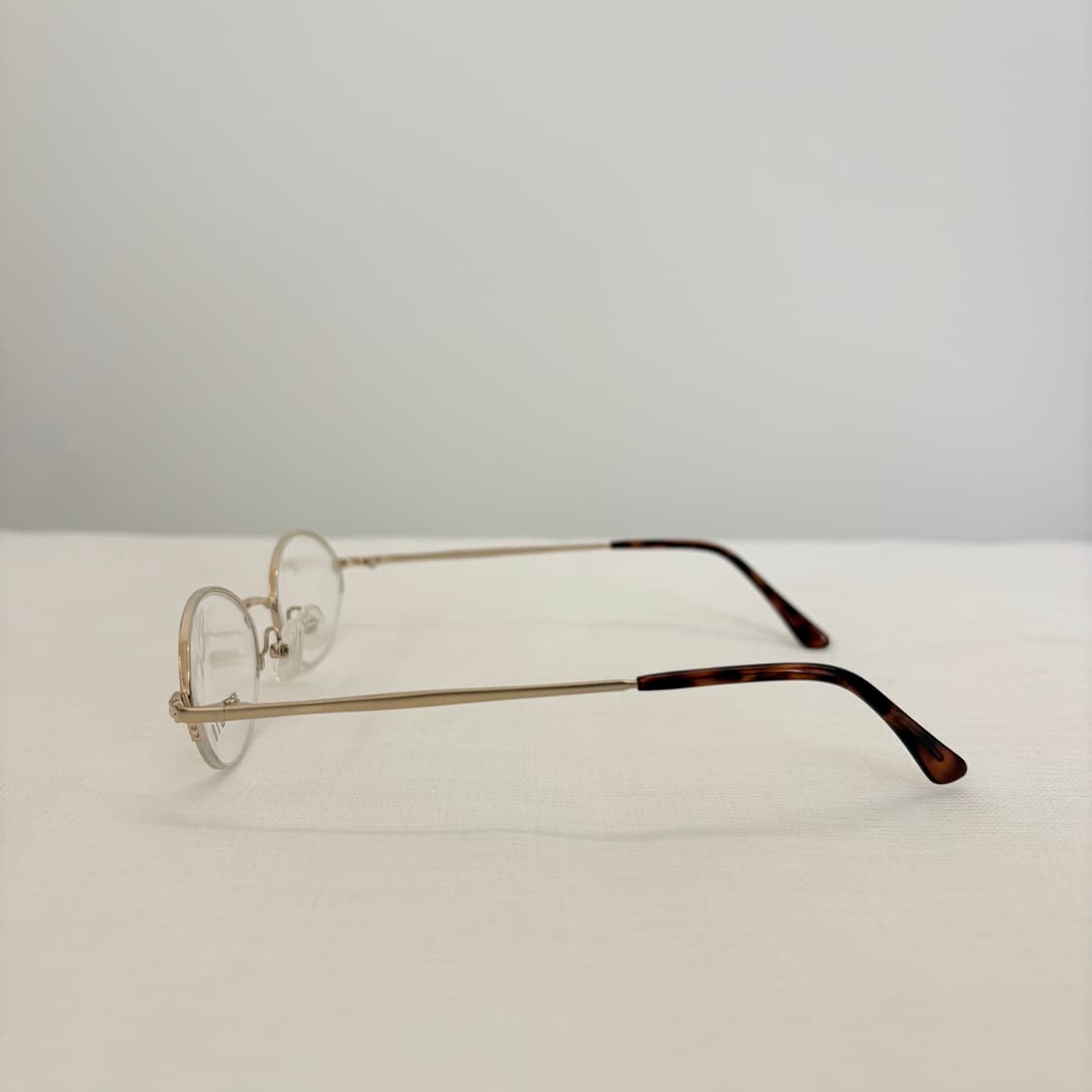 ADDLO 골드 오벌 반무테 빈티지안경 상품이미지4