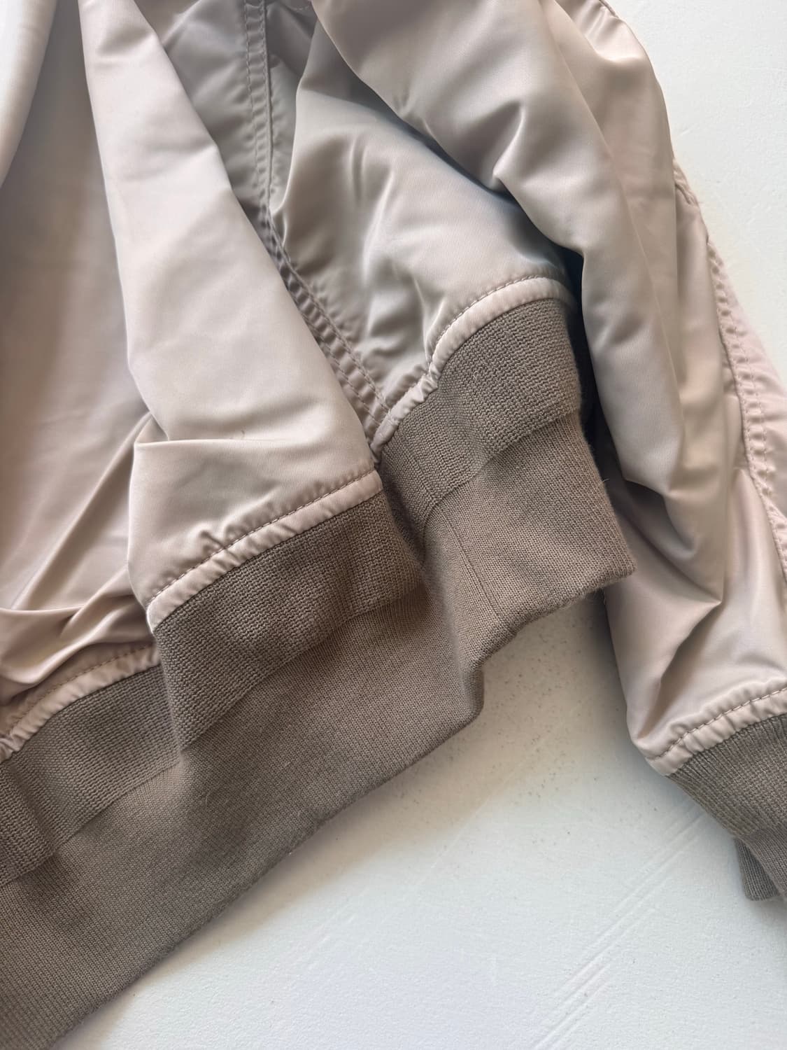 사카이 Sacai 카키베이지 믹스 봄버자켓 사이즈2 상품이미지6