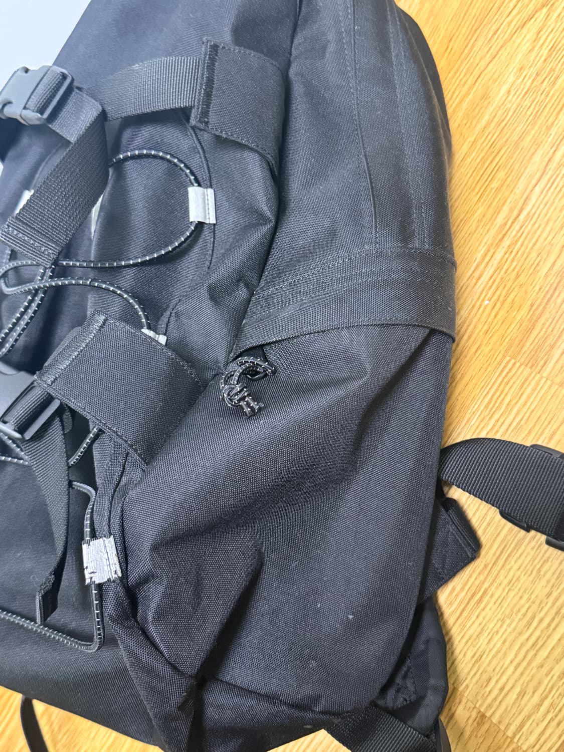 칼하트wip 킥플립 백팩 리플렉터 상품이미지4