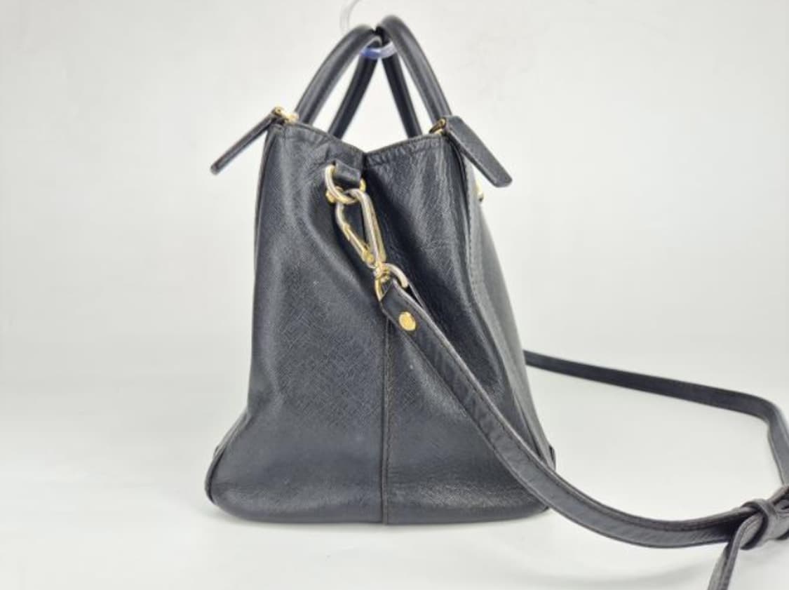 엠씨엠 숄더백 상품이미지2