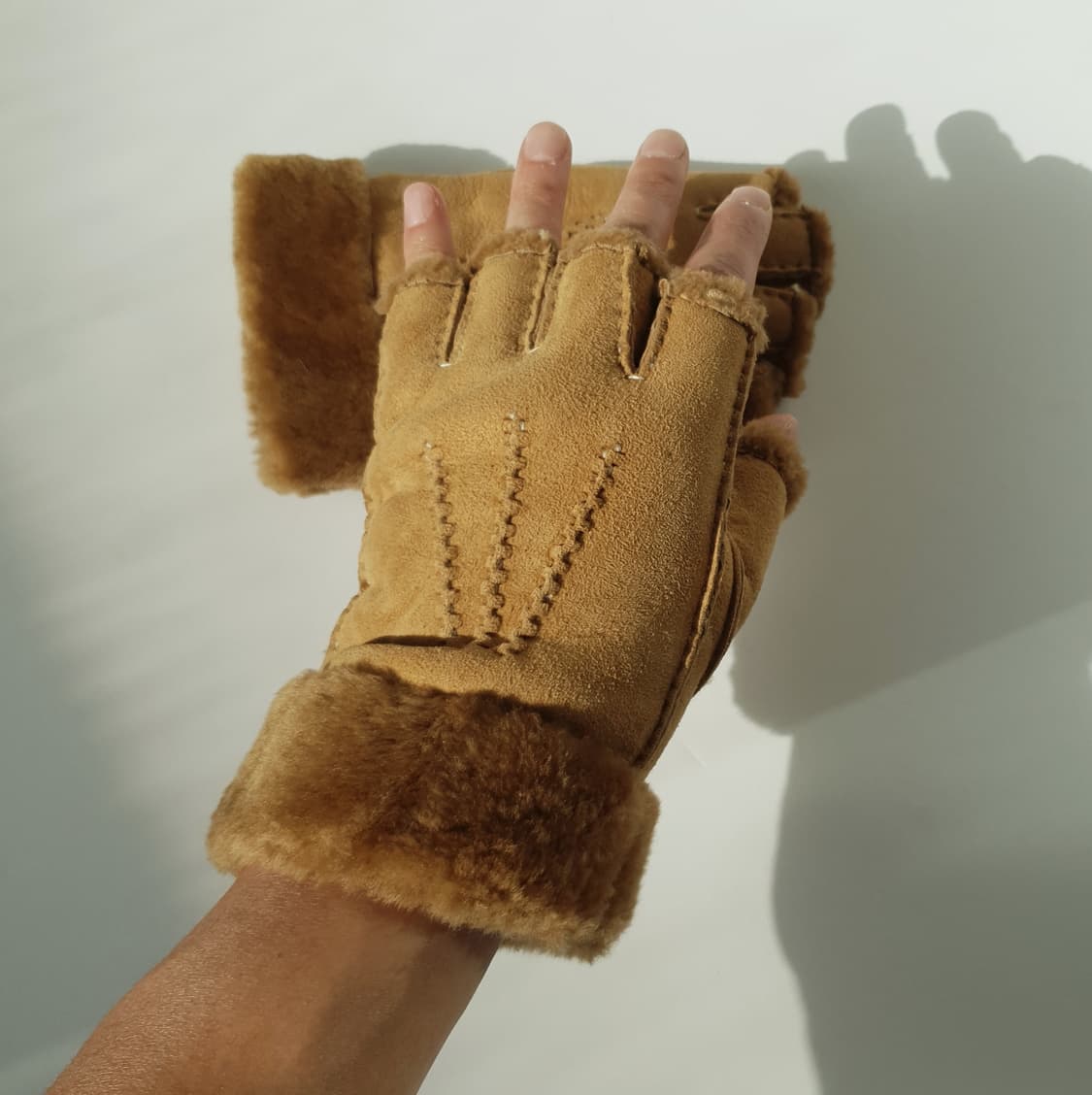Shearling fingerless gloves 상품이미지1