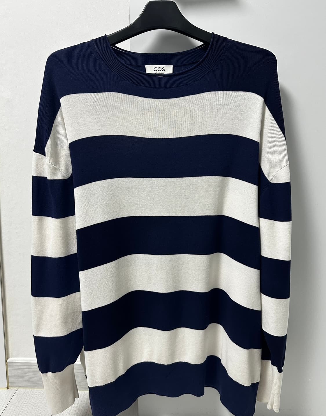 COS 스트라이프 니트 M사이즈 상품이미지3
