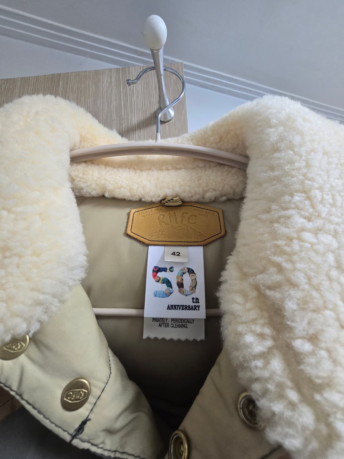 록키마운틴 페더베드 패딩 42사이즈 상품이미지3