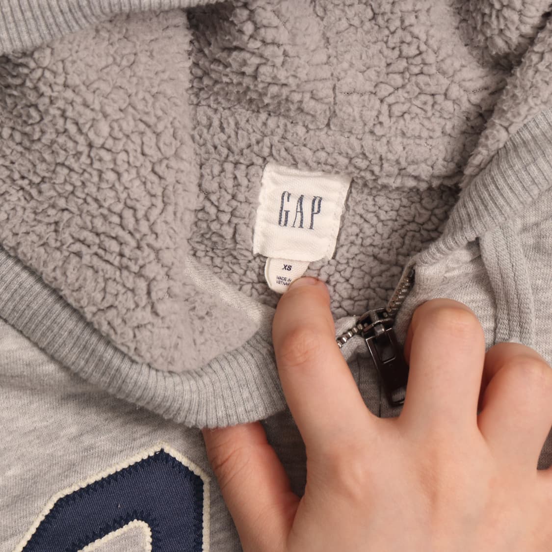 GAP 갭 자수 양털 후드집업 A1084 상품이미지3