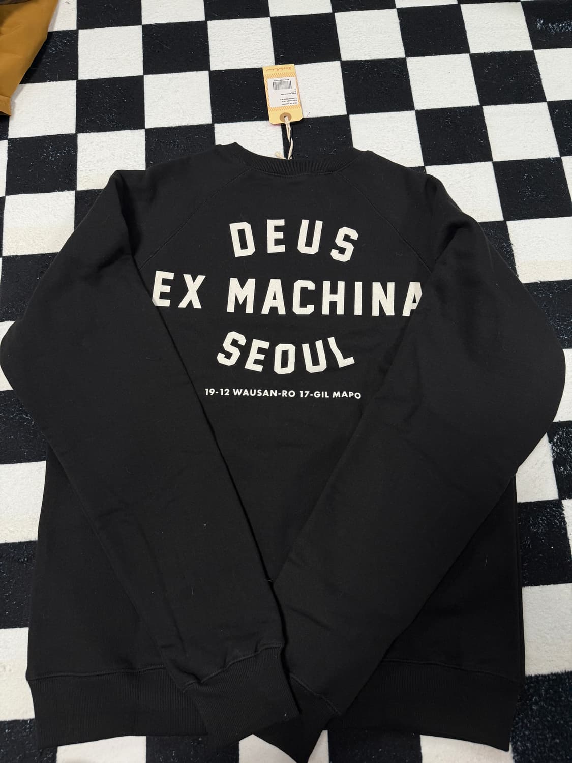 플리마켓🔥 데우스 서울 컬리지 맨투맨 블랙 상품이미지1