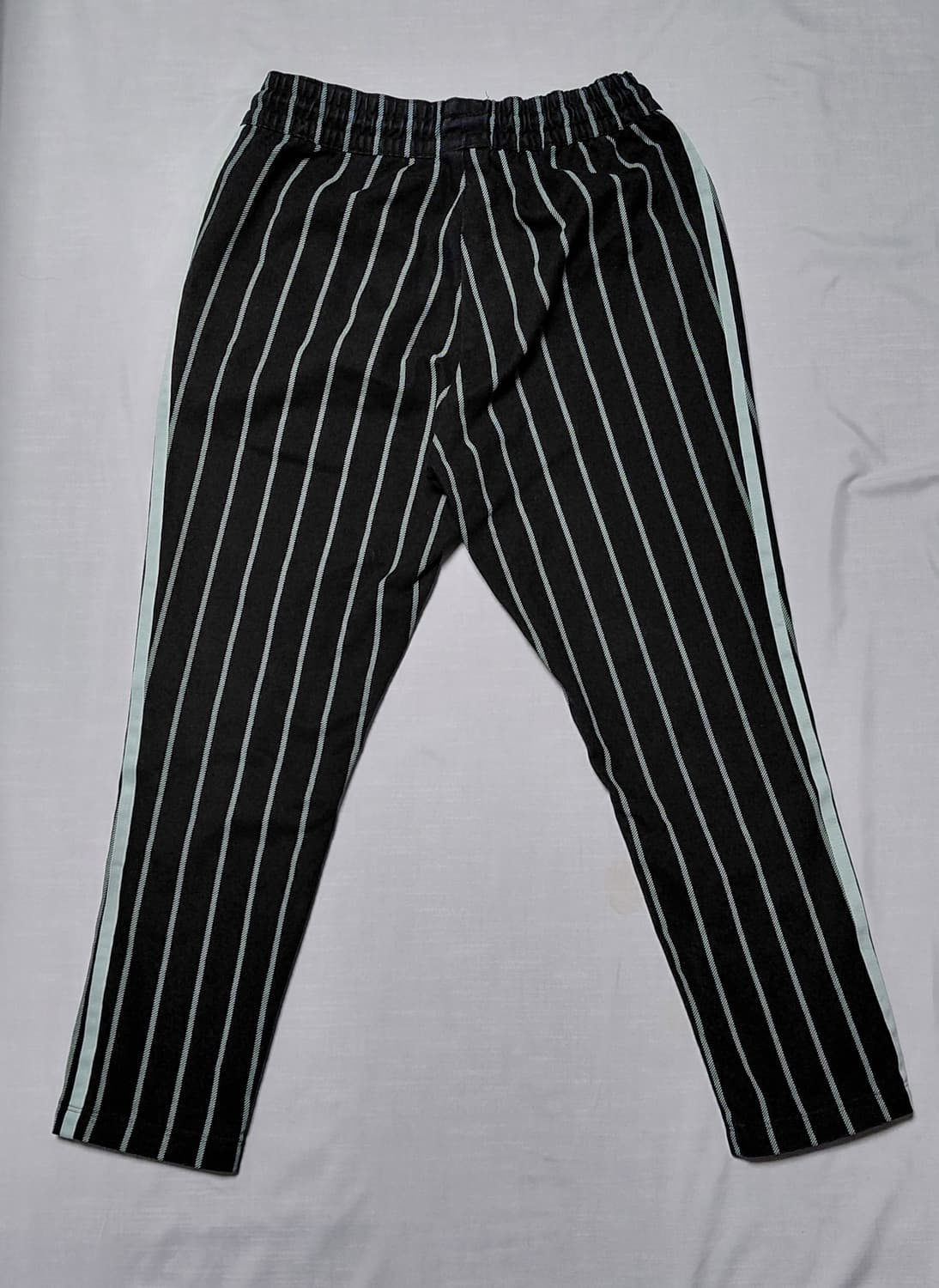 [정품] 아디다스 오리지널스 핀스트라이프 트랙 팬츠 (DU9886) 상품이미지6