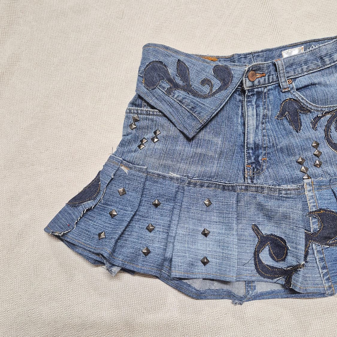 Oriental Stud Pleats Skirt (remake) 상품이미지3
