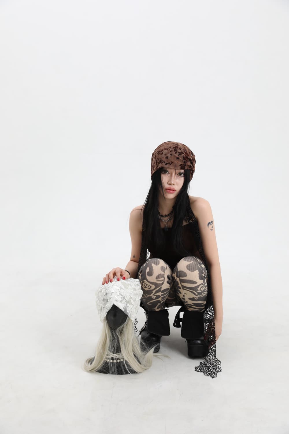 매쉬 플라워 벨벳 셔링 핸드메이드 롱 비니 상품이미지7