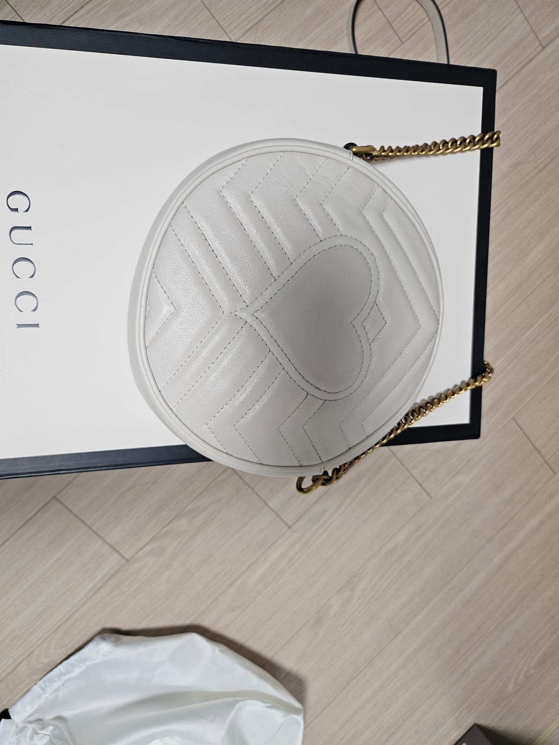 구찌 템버린백 화이트 상품이미지4
