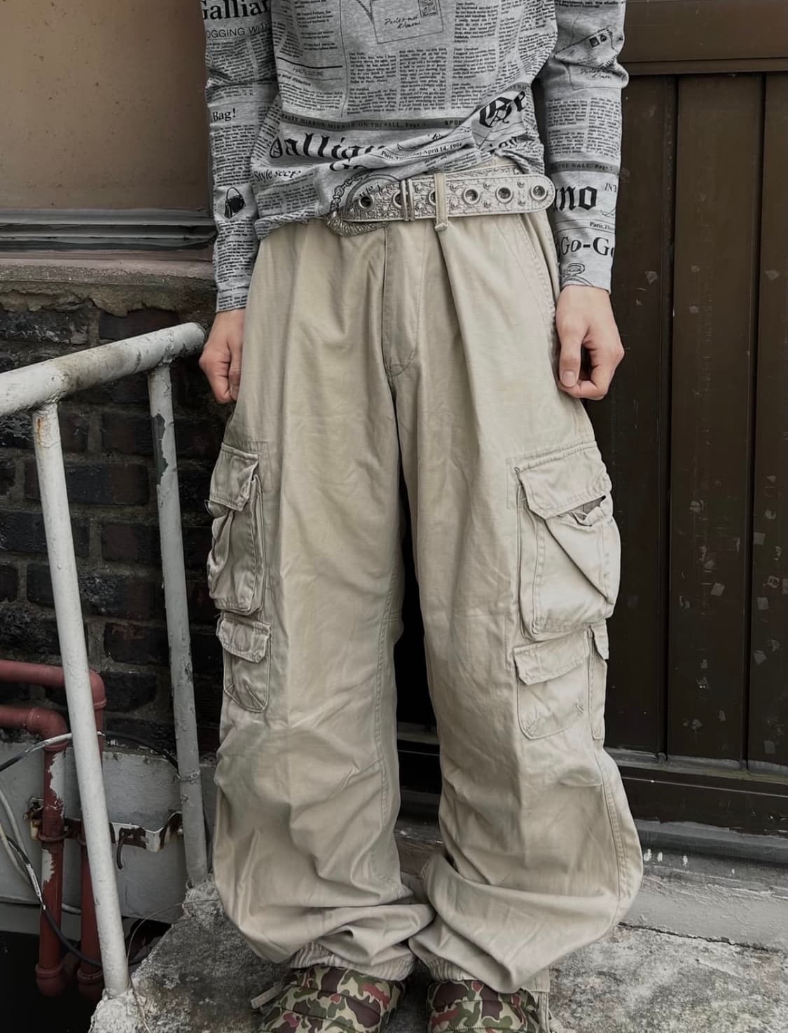 2000s vtg 멀티포켓 베이지 와이드 카고팬츠 상품이미지1
