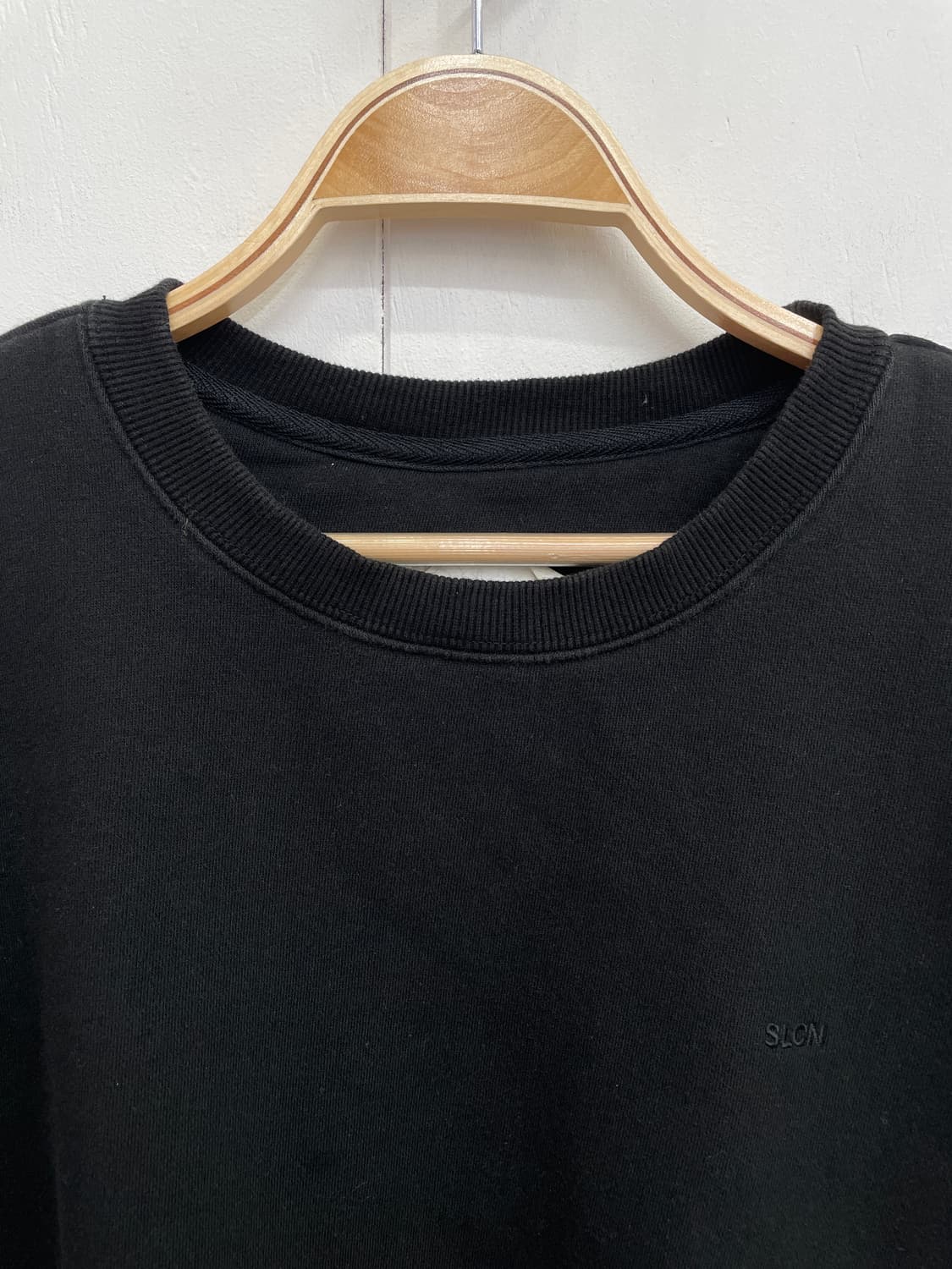 실렌시온 언발 스트랩 오버핏 맨투맨 블랙 상품이미지10