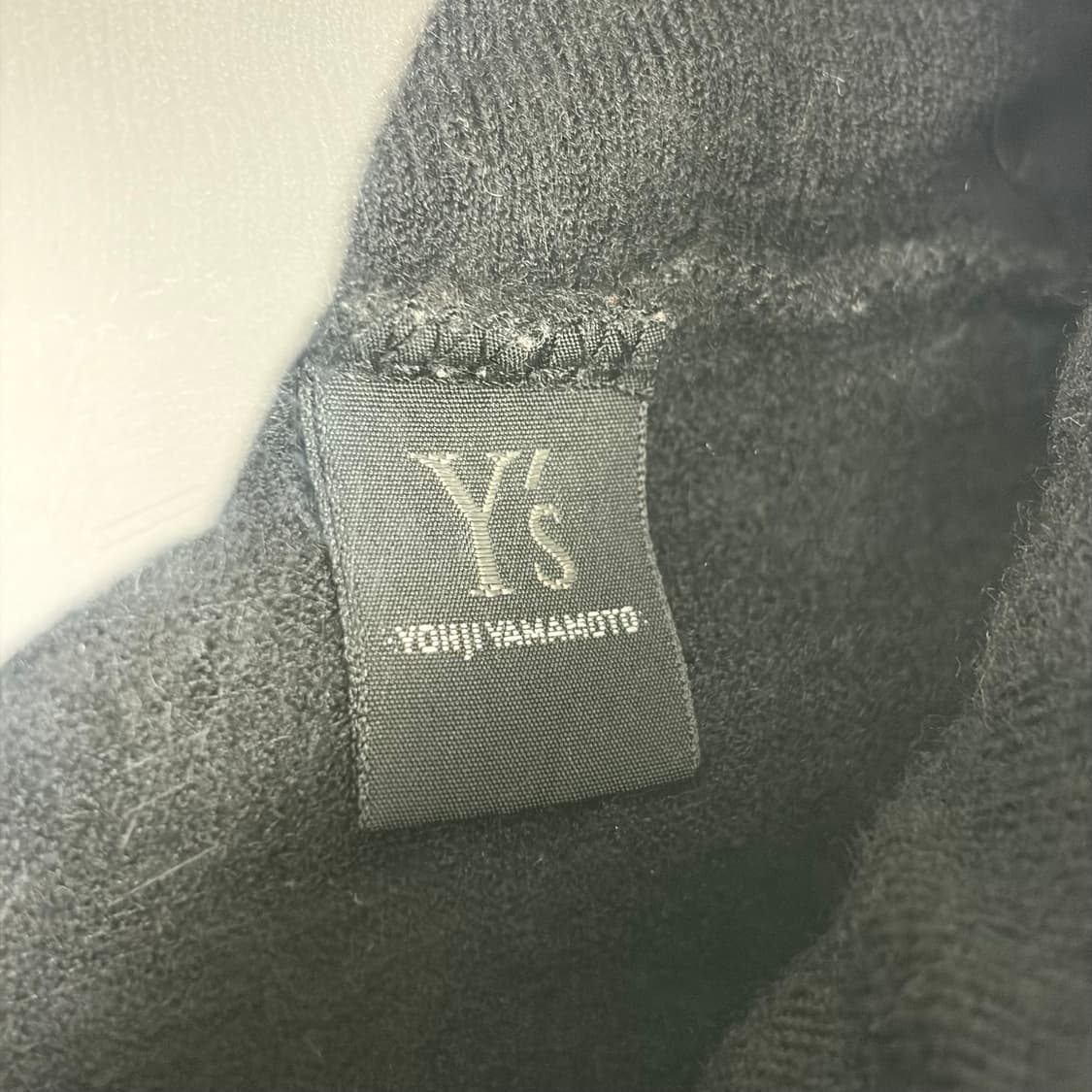 요지야마모토 패턴 터틀넥 니트 티셔츠 상품이미지3