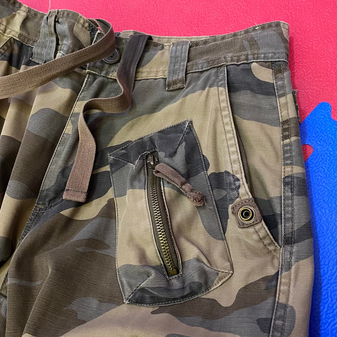 TWIST 카모플라쥬 유틸리티 카고 팬츠 상품이미지3