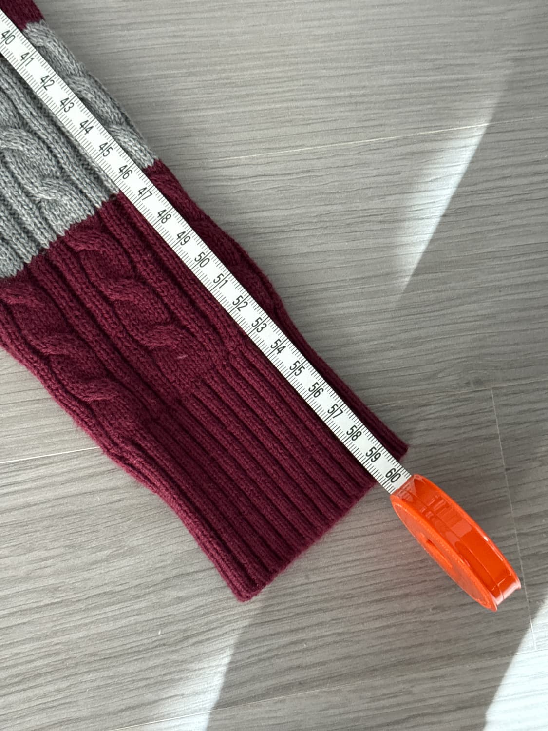 홀리스터 케이블 니트 아이콘 브이넥 스웨터 상품이미지8