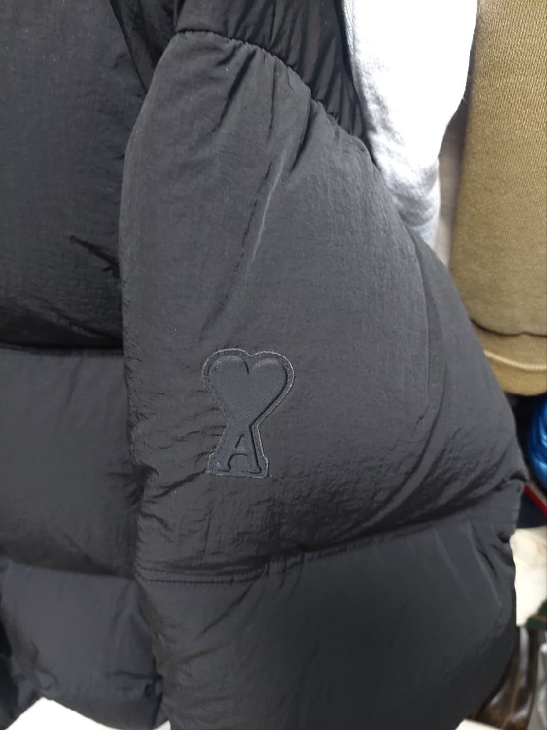 아미 블랙 팔와펜 빅하트 패딩 점퍼 L 상품이미지5