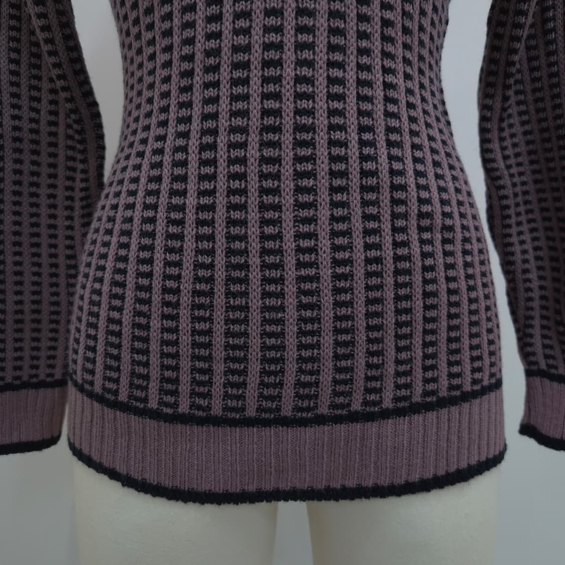 로즈핑크 레트로 슬림핏 반목 니트 상품이미지5