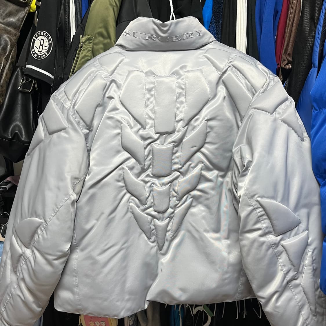 써저리 바이커 엠보싱 푸퍼 자켓 그레이 L판매 쿨거 시 네고 상품이미지3