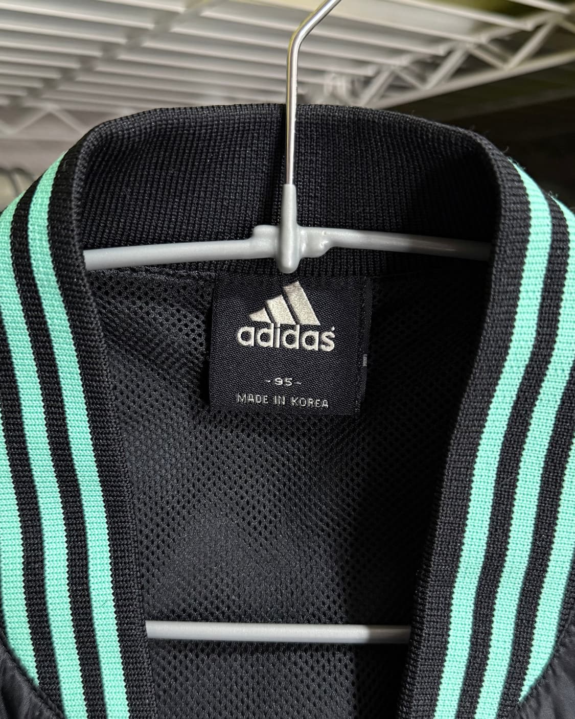아디다스 블랙 & 민트 바람막이 집업 자켓 상품이미지9