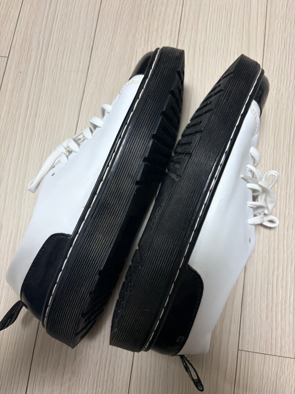 닥터마틴 240-245 상품이미지3