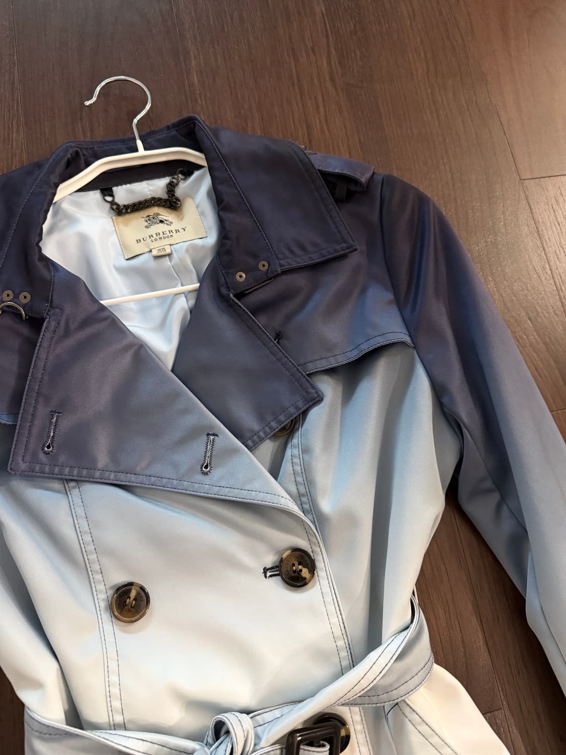 버버리 컬렉션라인 그라데이션 트렌치코트 상품이미지2