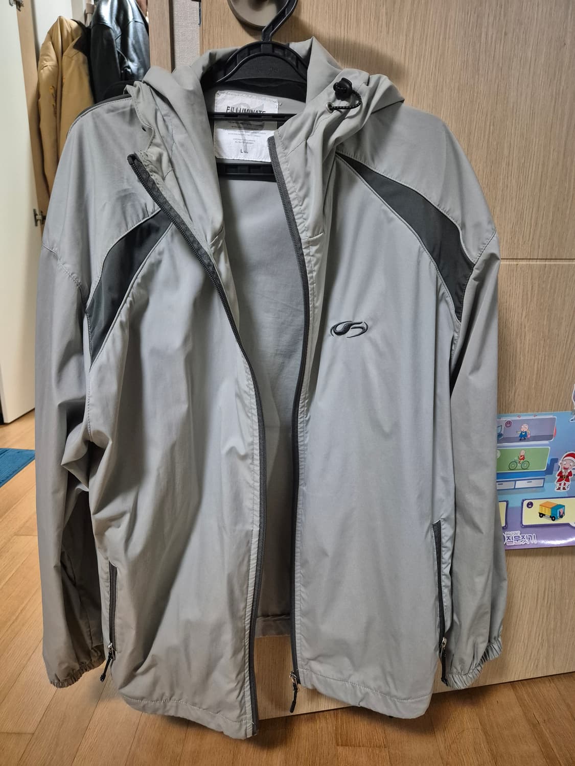 필루미네이트 바람막이 윈드브레이크커 상품이미지1