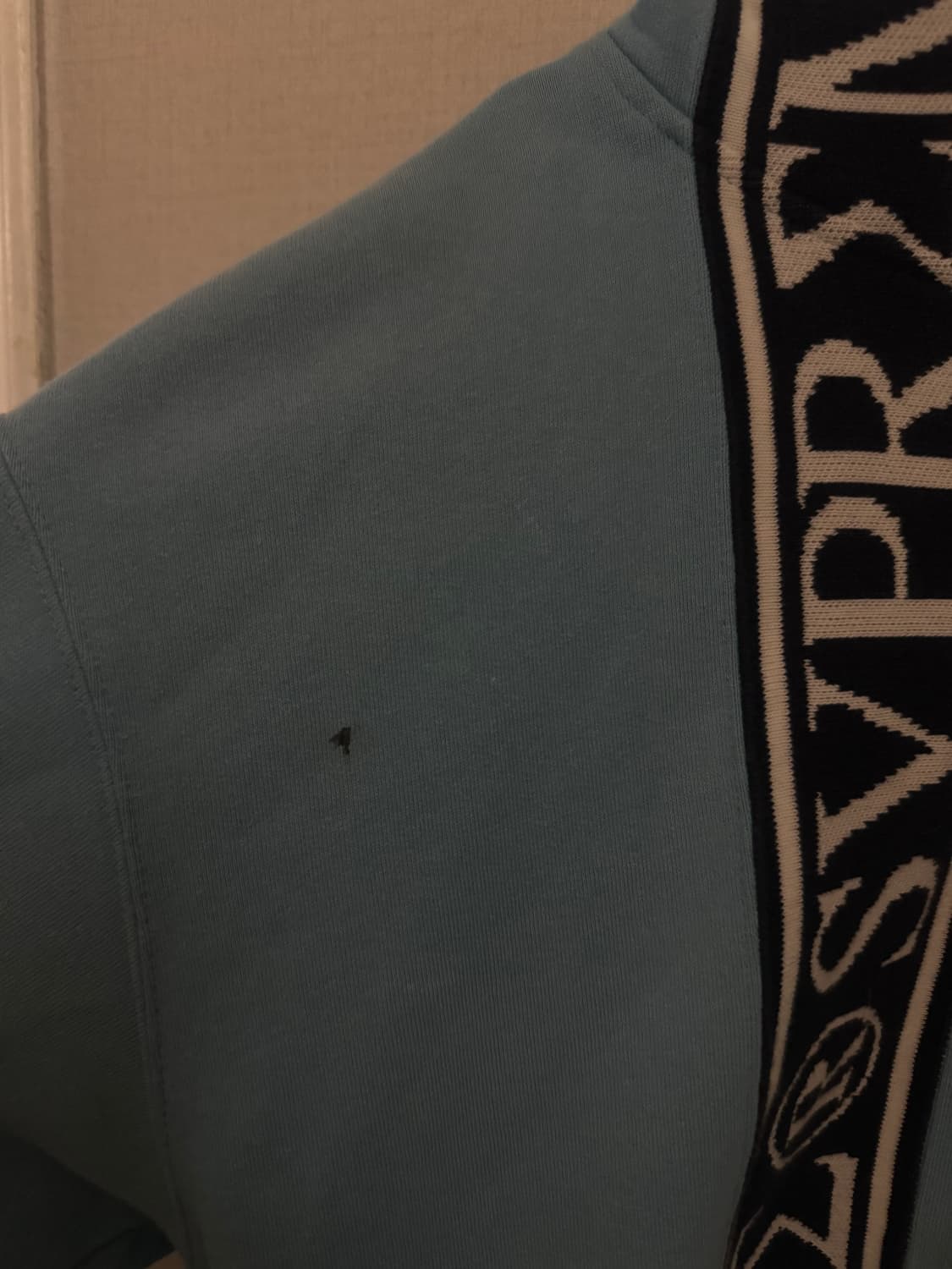 슈프림 로만 후드집업 상품이미지3