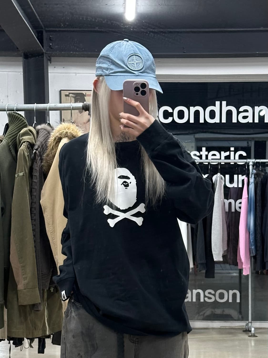 베이프 파이럿 스토어 그래픽 긴팔 블랙 롱슬리브 티 상품이미지1