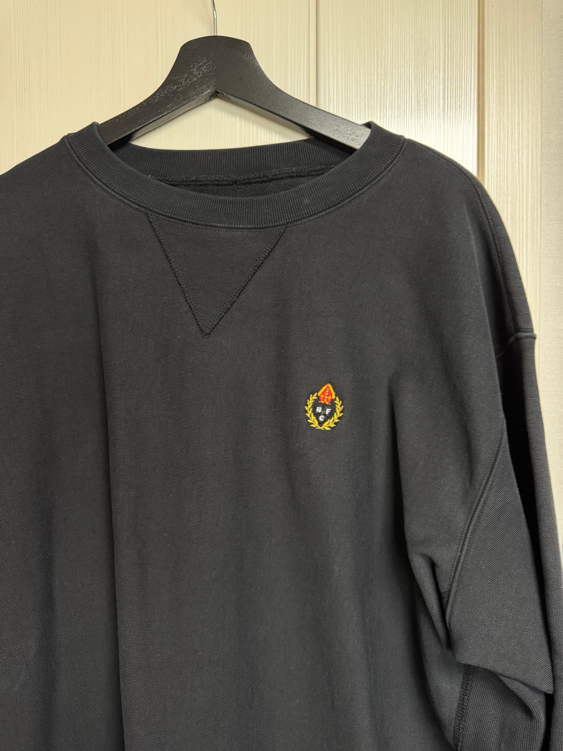 헤리티지플로스 맨투맨 블랙 라지 상품이미지2