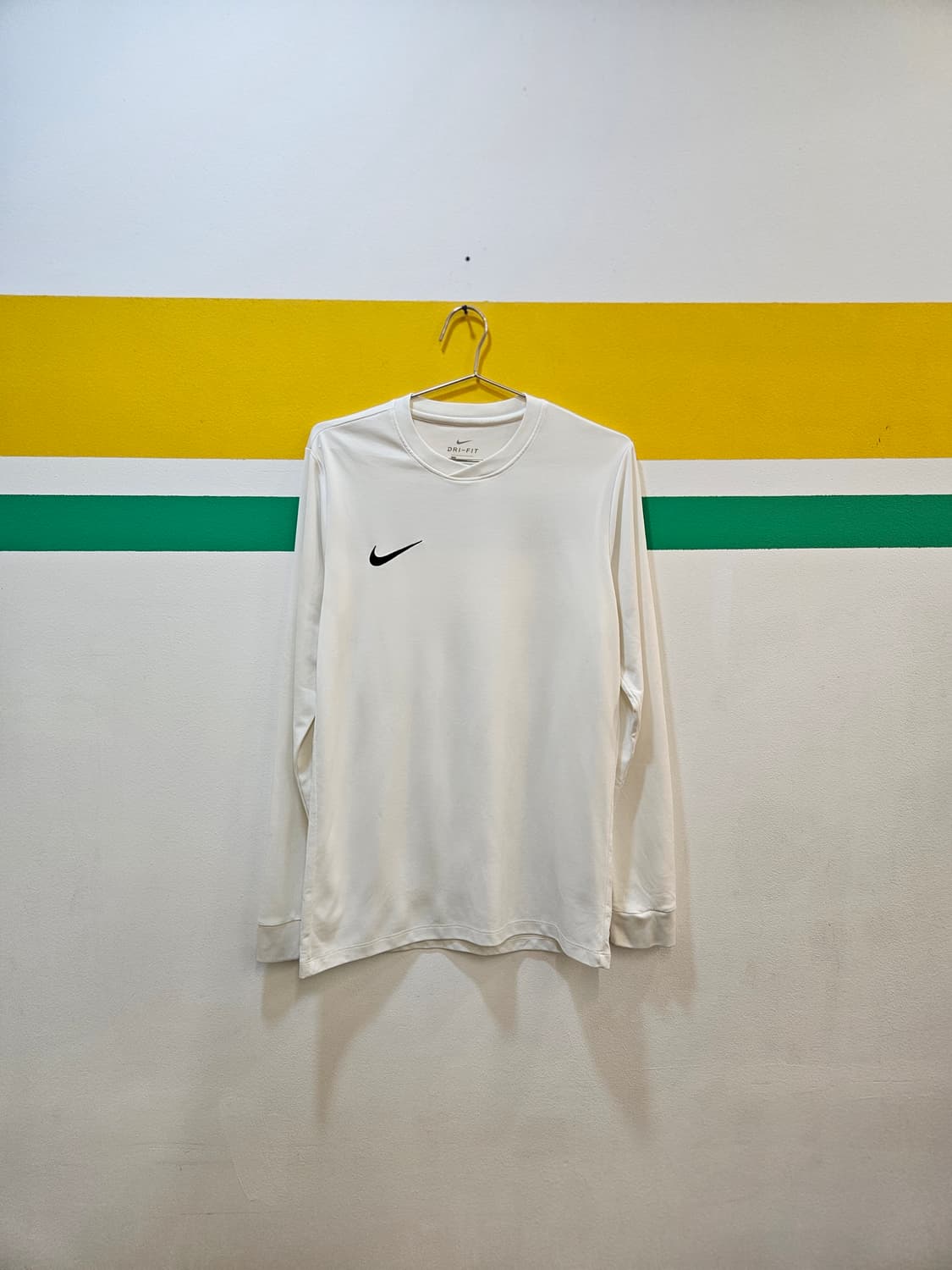 나이키 드라이핏 긴팔 티셔츠 상품이미지1