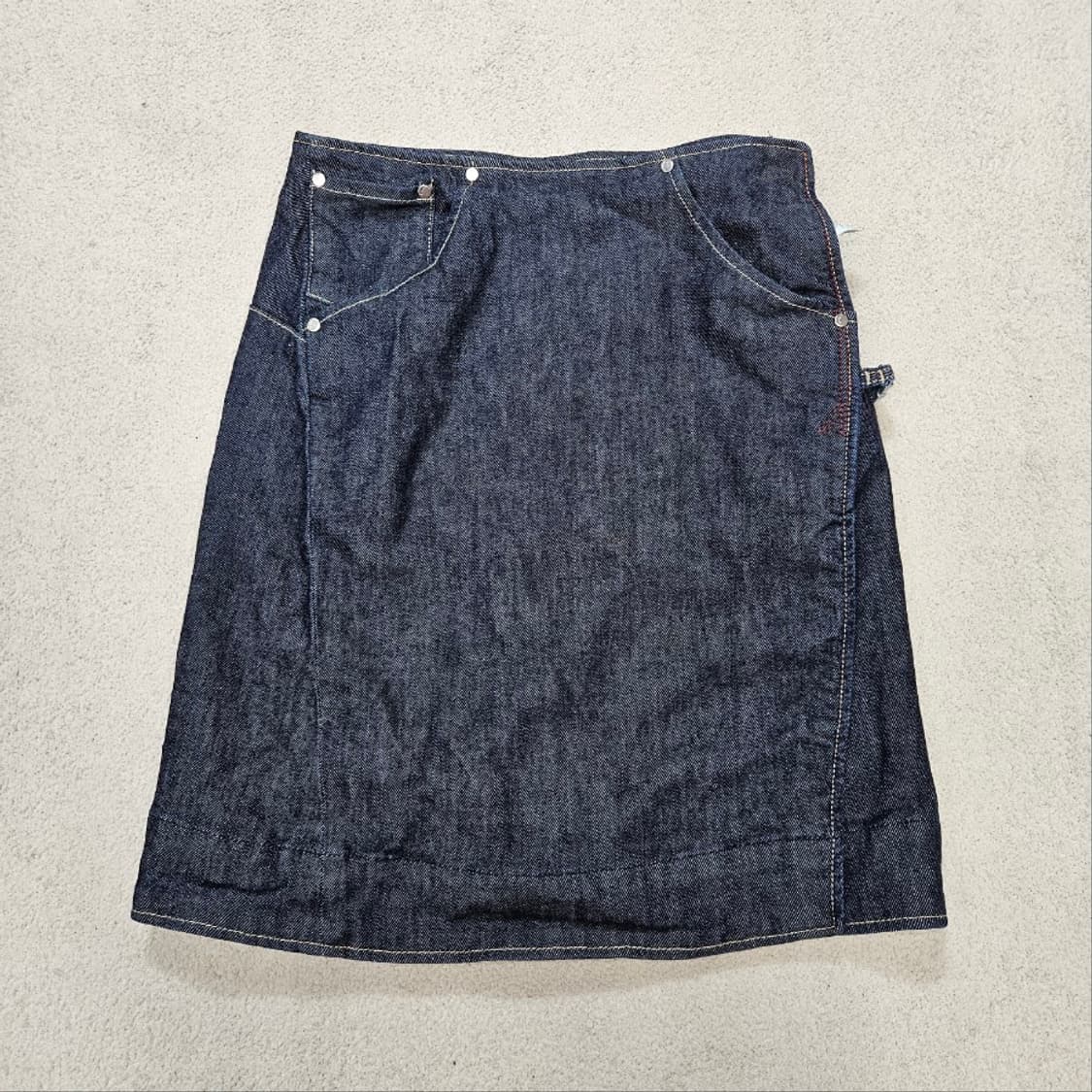 리바이스 엔지니어드 데님 스커트 상품이미지1