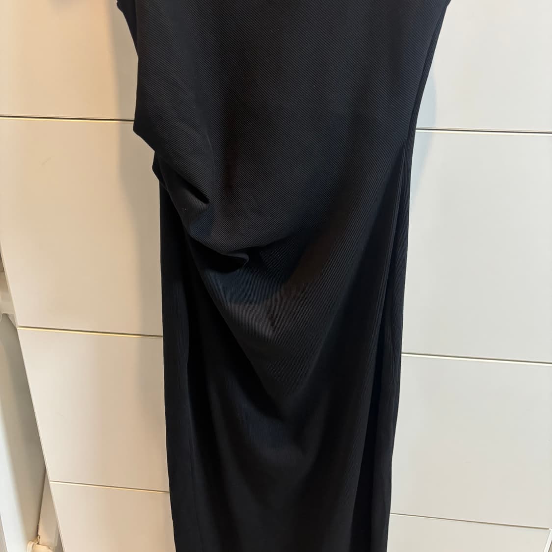 ZARA 블랙 엘라스틴 셔링 롱 원피스 상품이미지3
