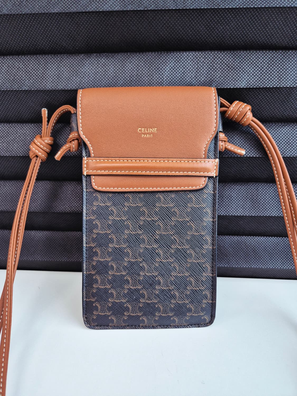 셀린느 트리옹프 폰 파우치백 (영수증 포함 풀구성) S~A+급 상품이미지3