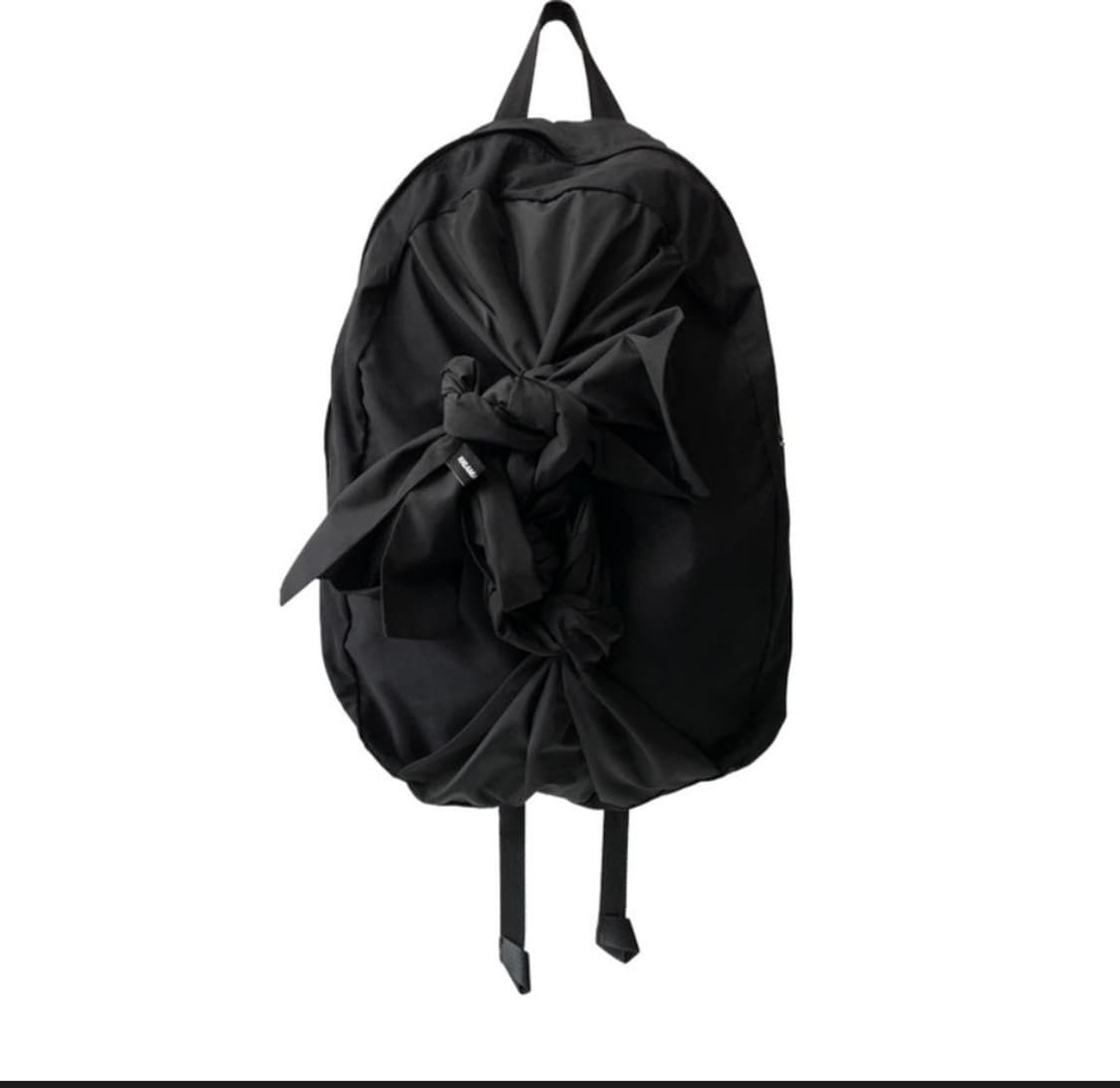 이우가마카라스 노티드 백팩 초판 상품이미지4