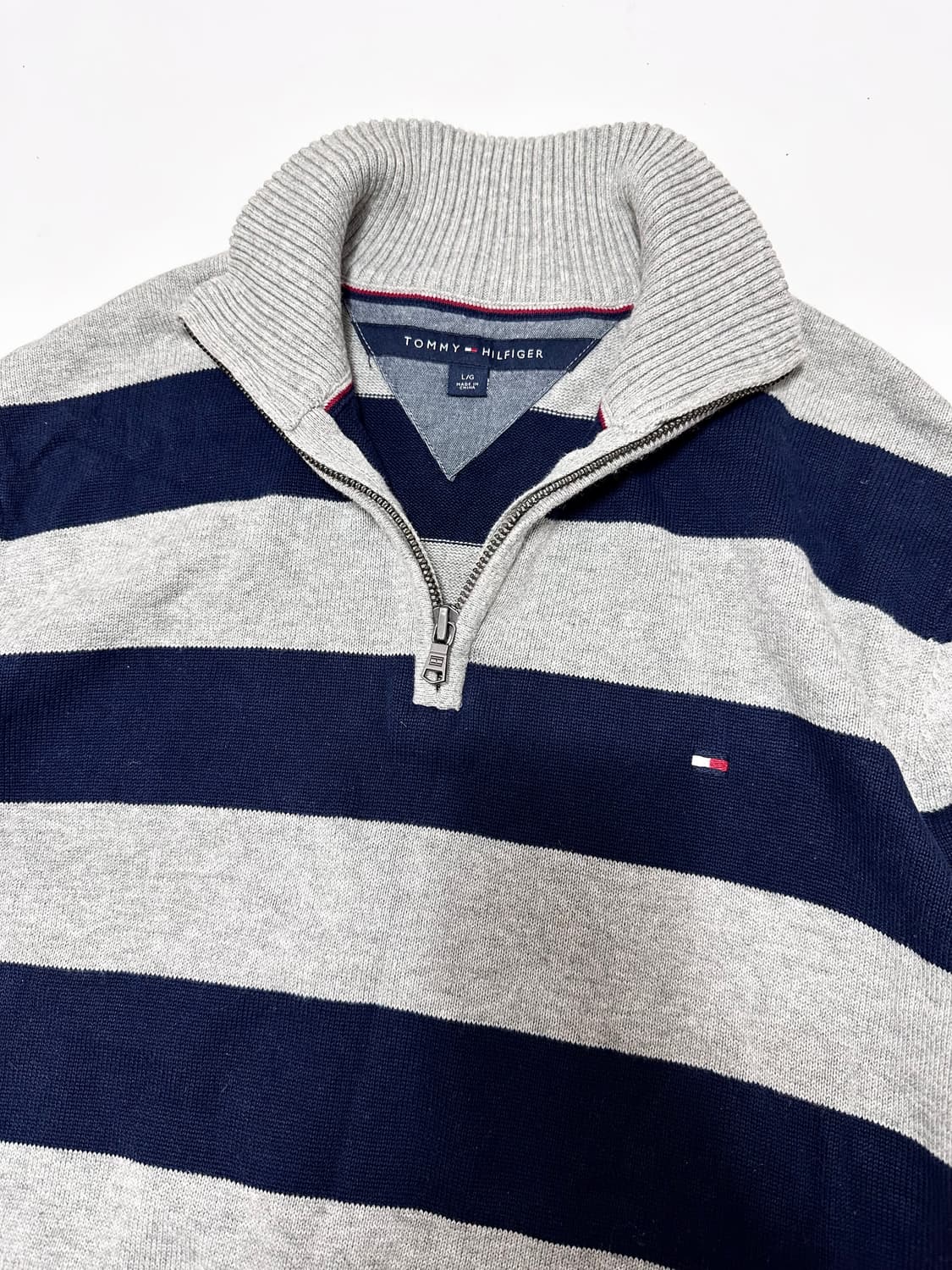 타미힐피거 스트라이프 반집업 니트 상품이미지3
