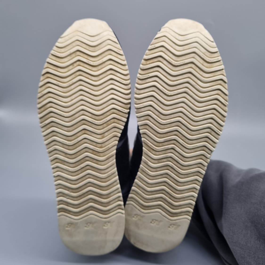 뉴발란스 컴프100 남성운동화275 상품이미지3