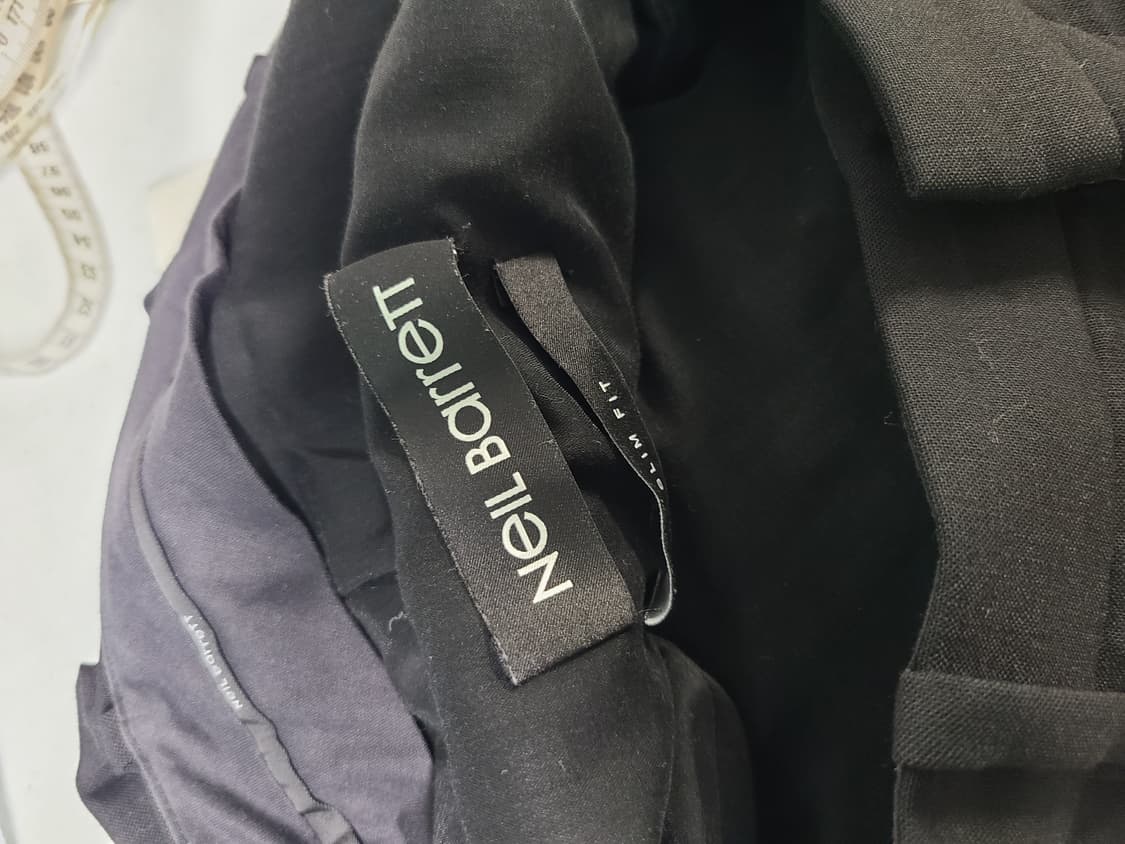 닐바렛 블랙 색상 지퍼 디테일 슬랙스 상품이미지5