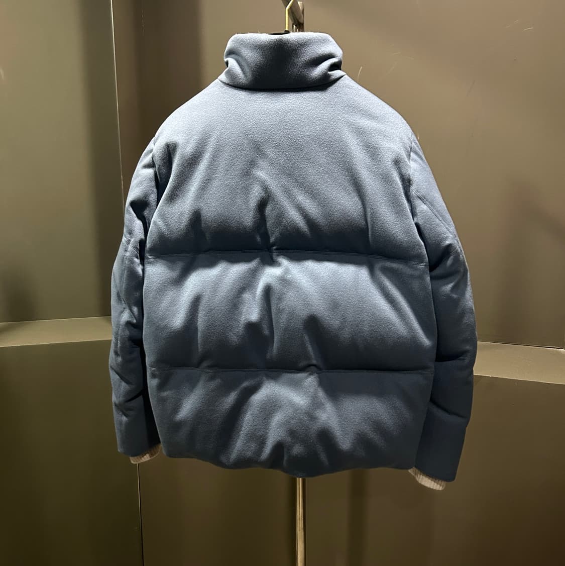 로로피아나 캐시미어 구스다운 패딩 상품이미지2