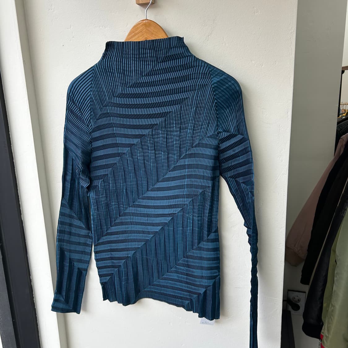 16471 - 이세이 미야케 플리츠 베이직 탑 상품이미지2