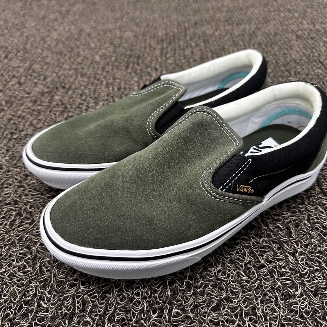 [새상품] VANS 반스 컴피쿠시 슬리온 카키 신발 220 상품이미지2