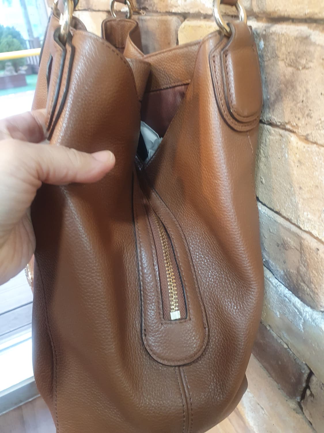 코치 브라운 가죽 숄더백 상품이미지4