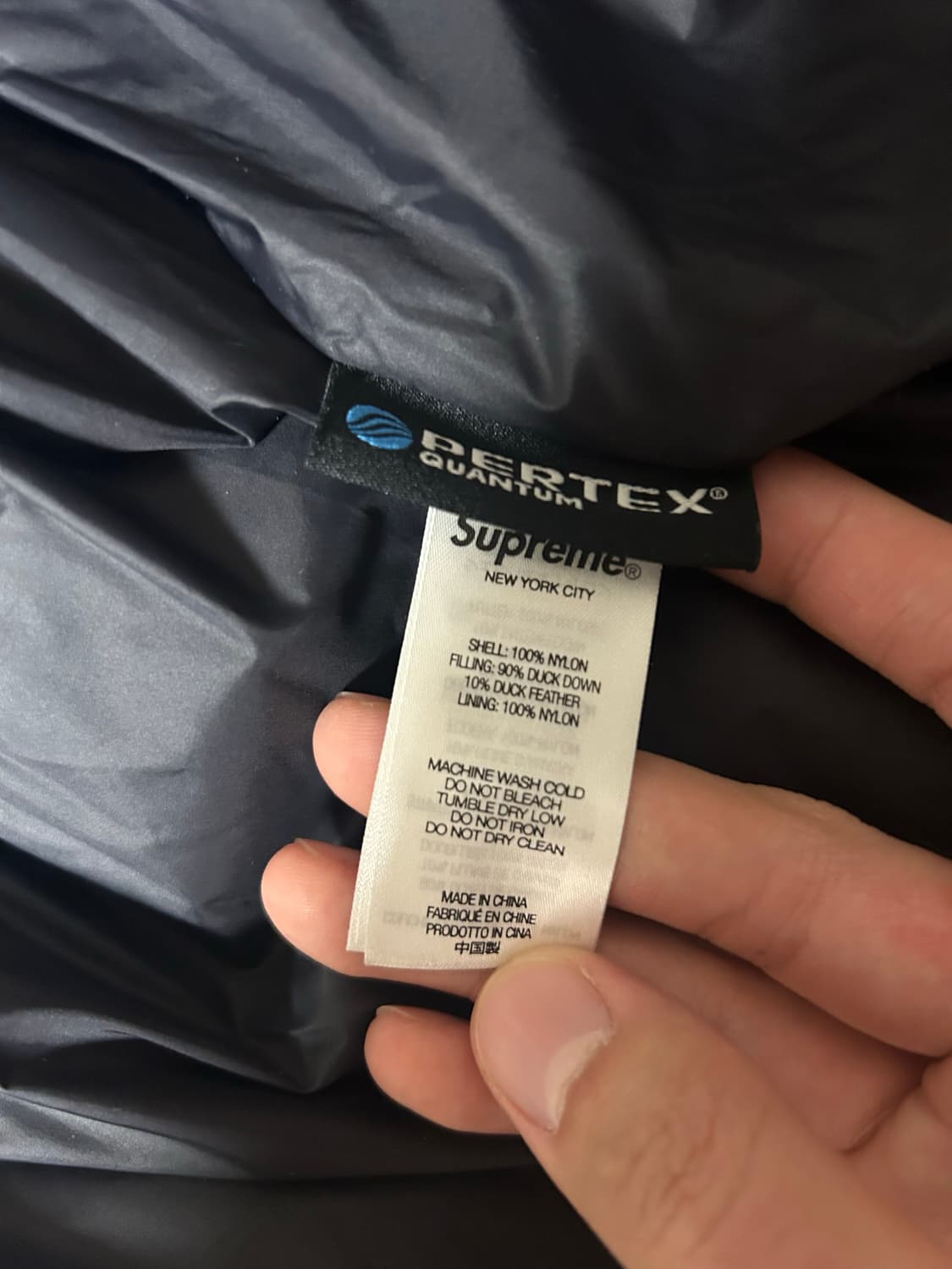 슈프림 페더웨이트 다운 퍼퍼 자켓 블랙 - 23FW 상품이미지8