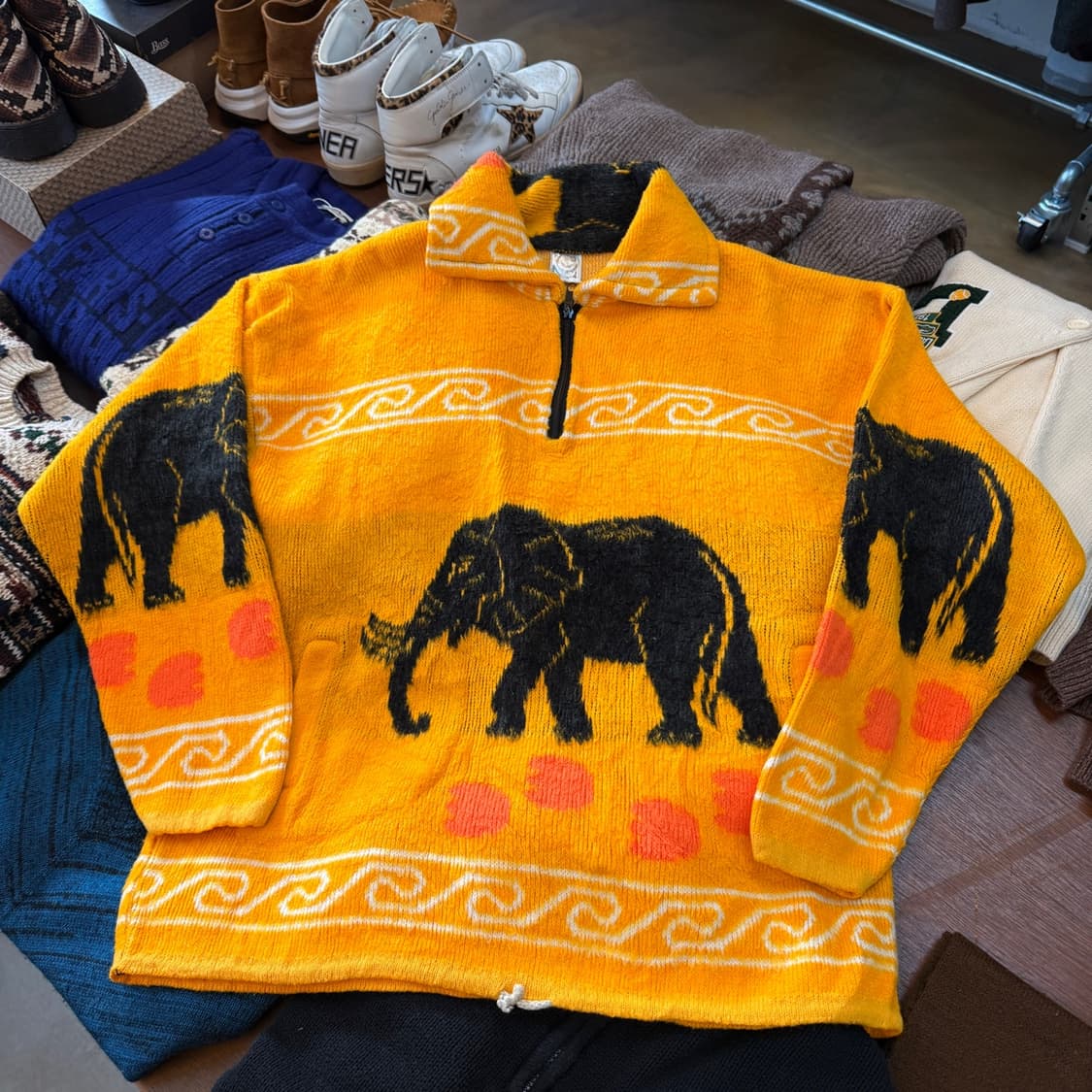 YARINA 에스닉 울 코끼리 아노락 반집업 상품이미지1