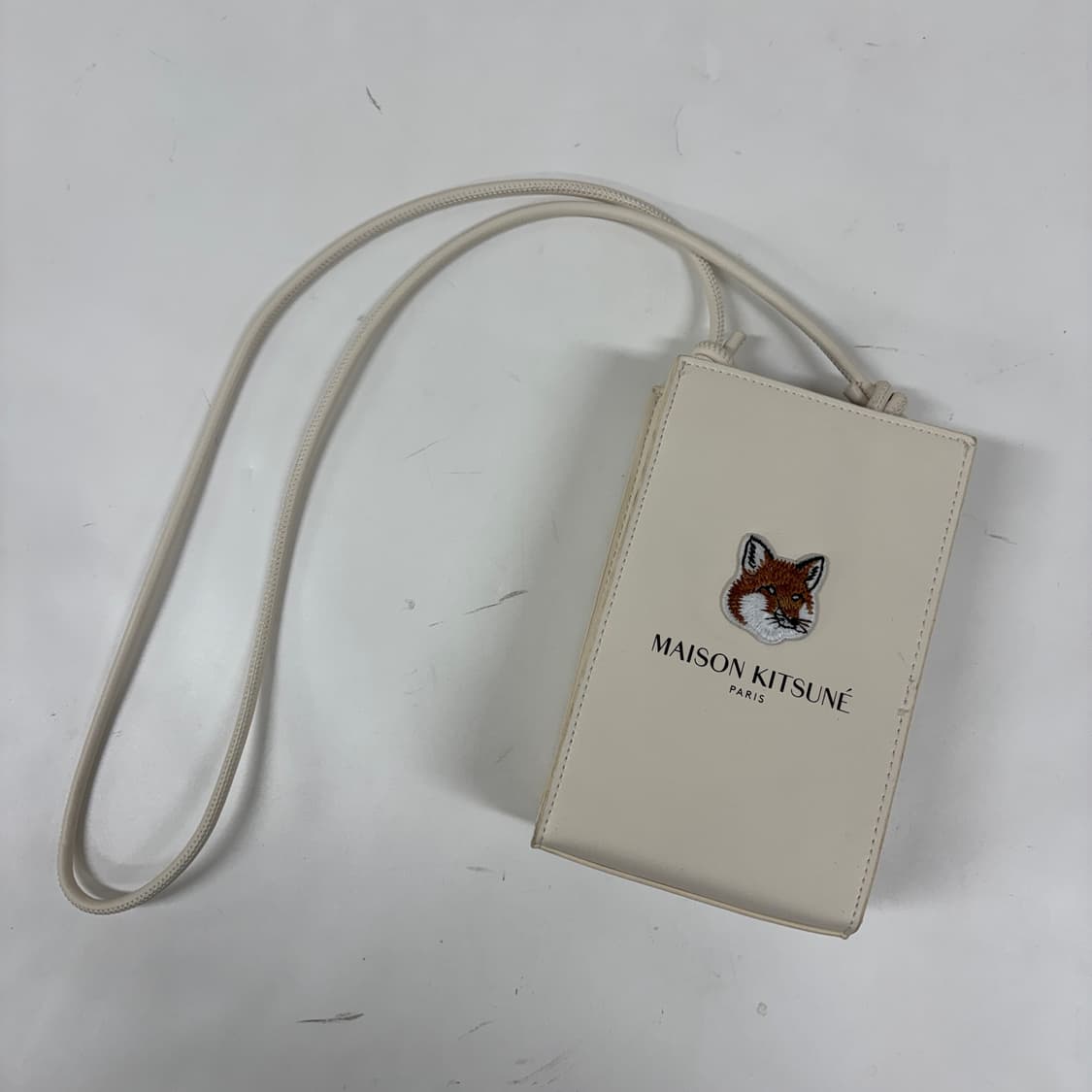 메종키츠네 X 라네즈 폰 홀더백 상품이미지4