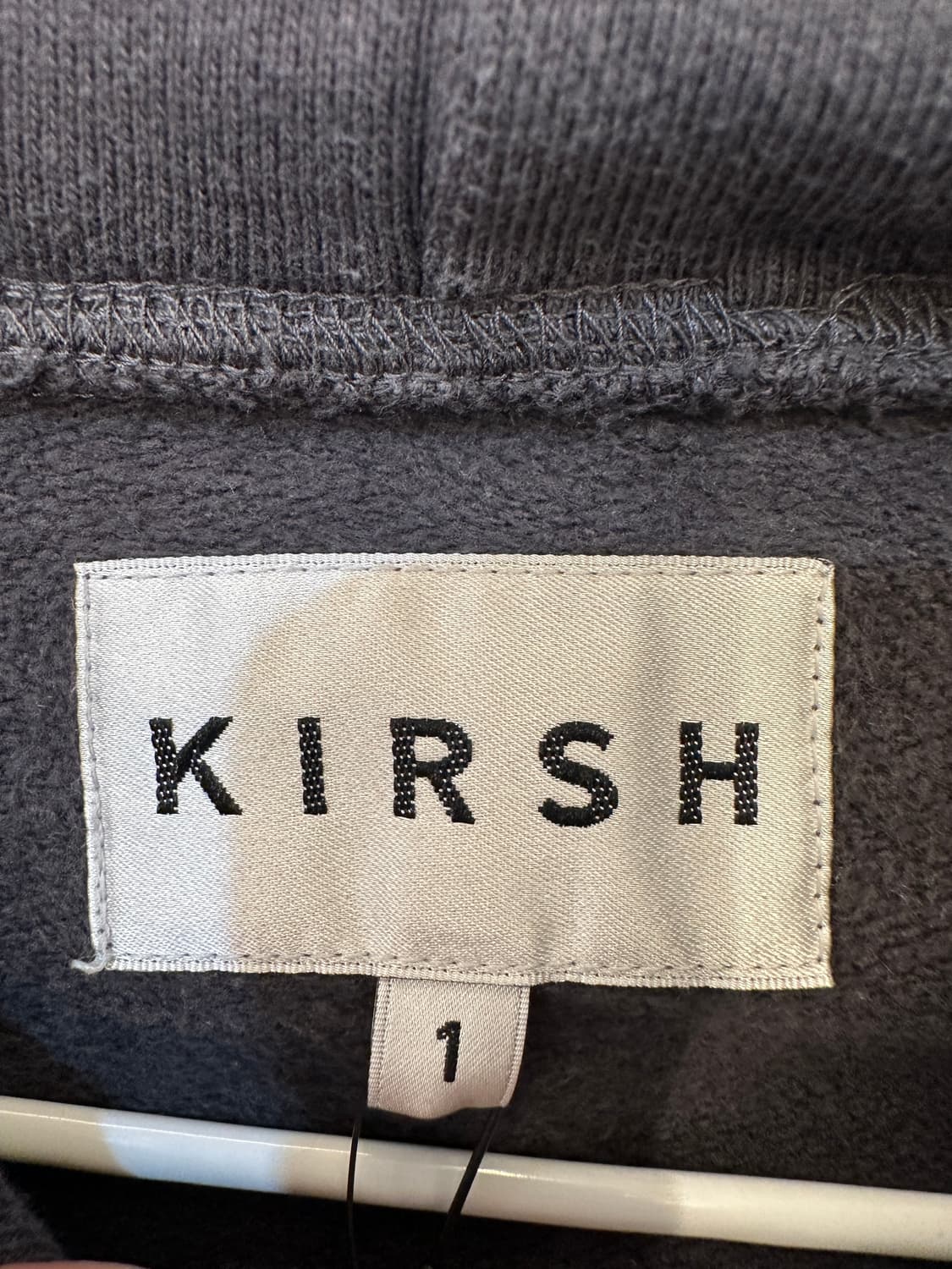 1) 키르시 챠콜 그레이 체리 자수 기모 후드티 상품이미지3