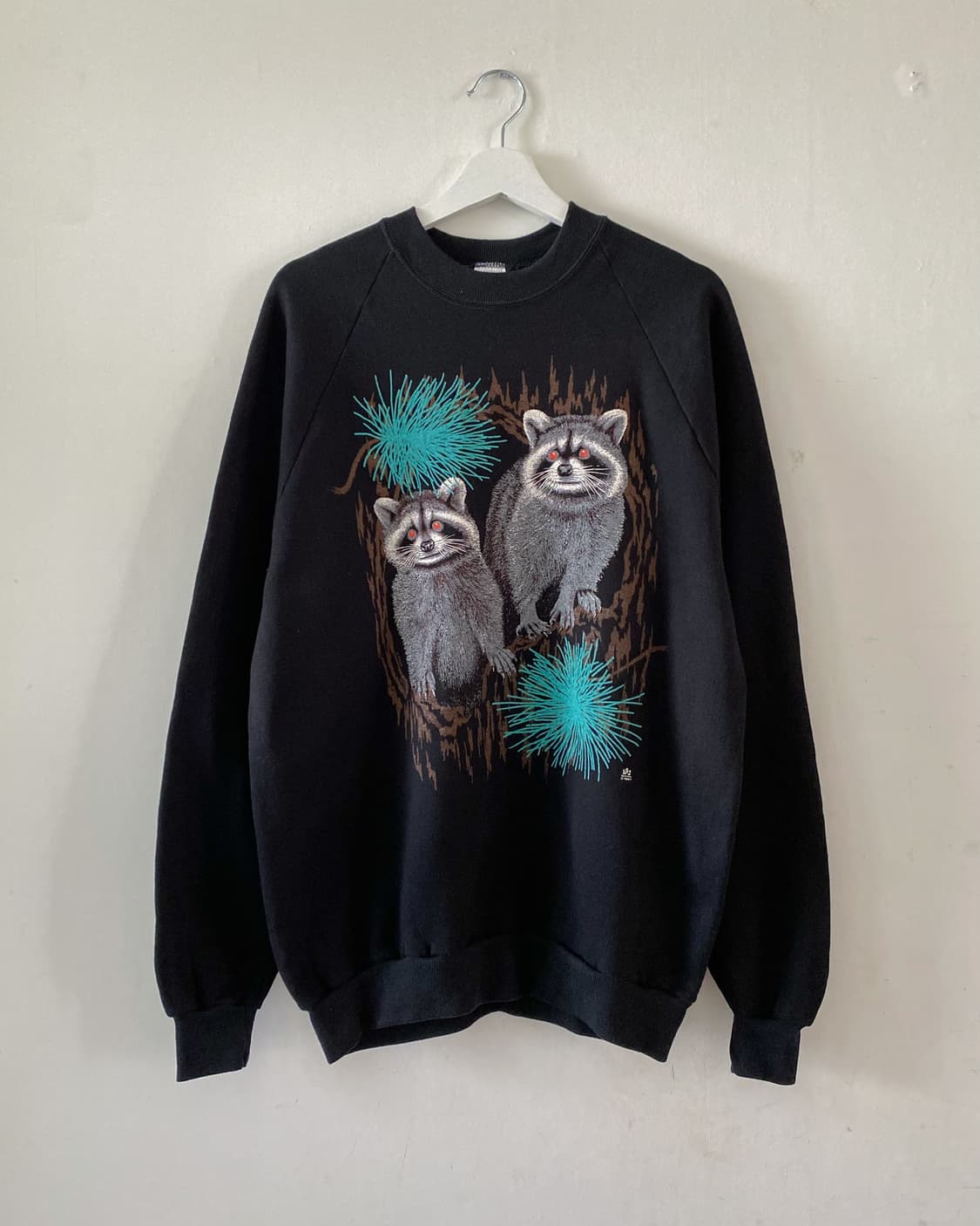 80s 빈티지 Raccoon 블랙 맨투맨 상품이미지1