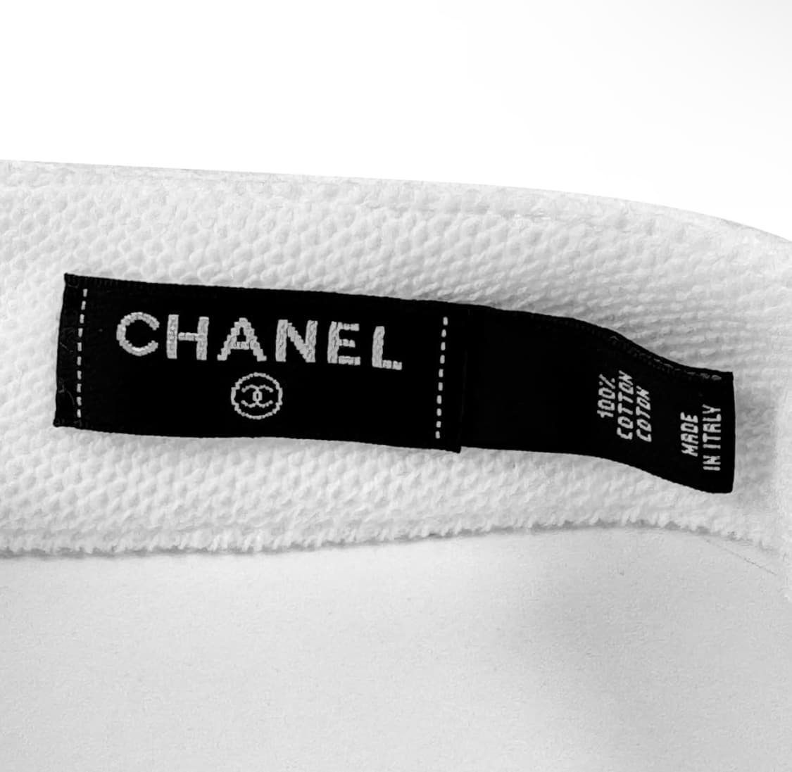 샤넬 여성 CC 로고 코코 비치 코튼 드릴 썬바이저 썬캡 모자 화이트 상품이미지8