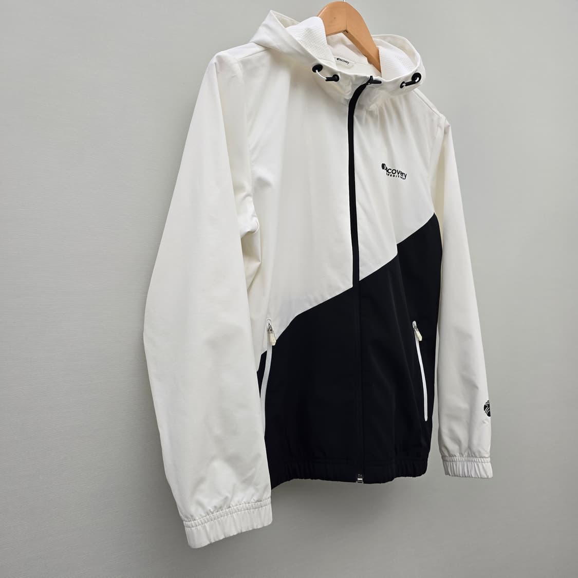 디스커버리 이노블럭 후디드 바람막이 상품이미지3