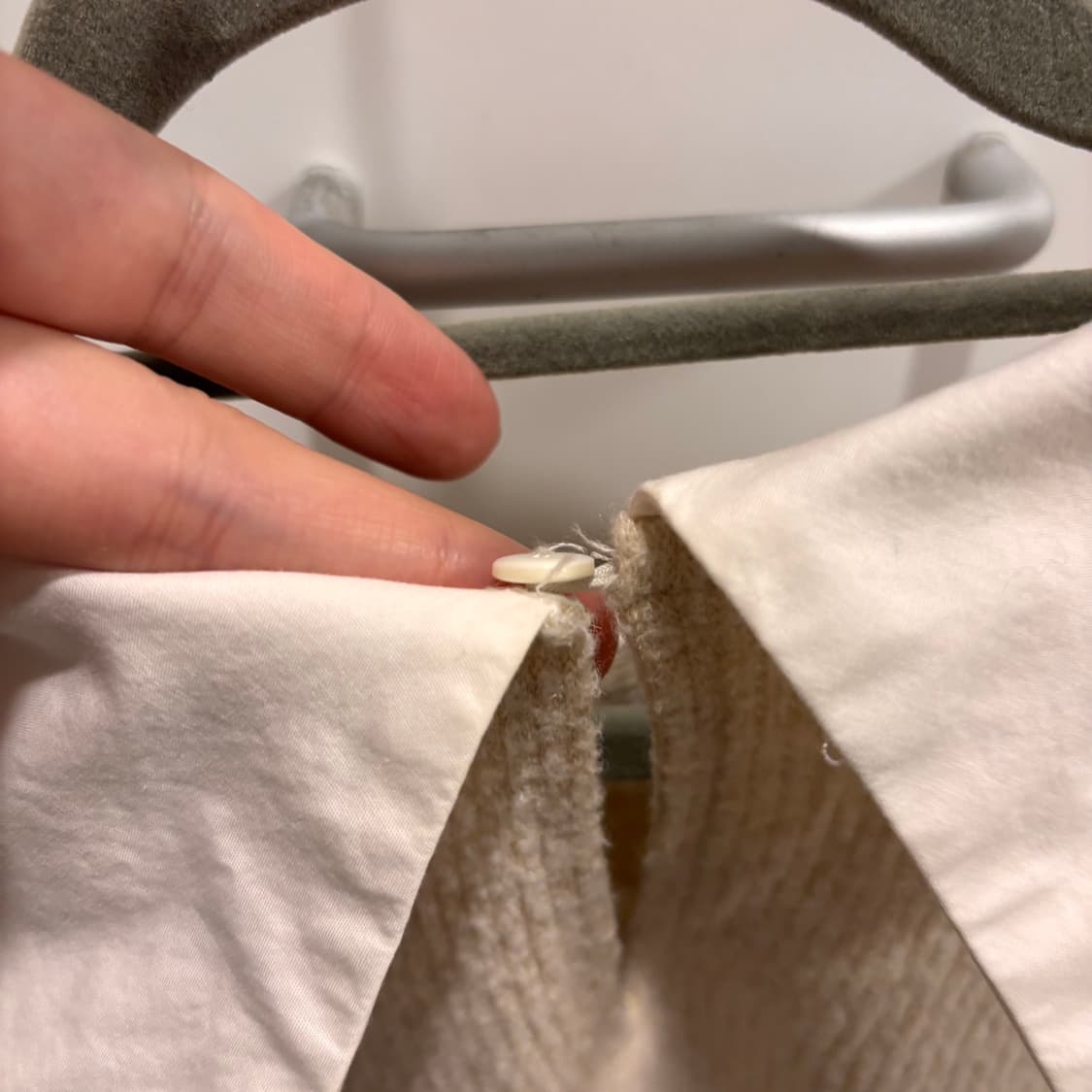 ZARA 베이지 골지 카라 티셔츠  상품이미지4